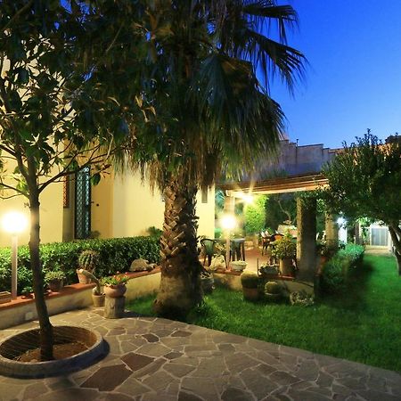 B&B La Villa プレシッチェ エクステリア 写真